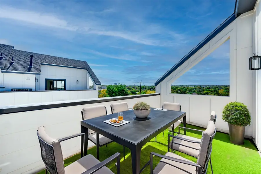 512 N Lancaster Avenue #Bldg 2, Dallas, TX 75203 - #2