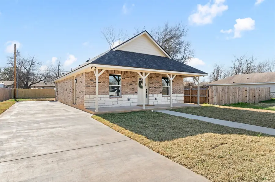 621 Delano Street, Waco, TX 76704 - Image #2