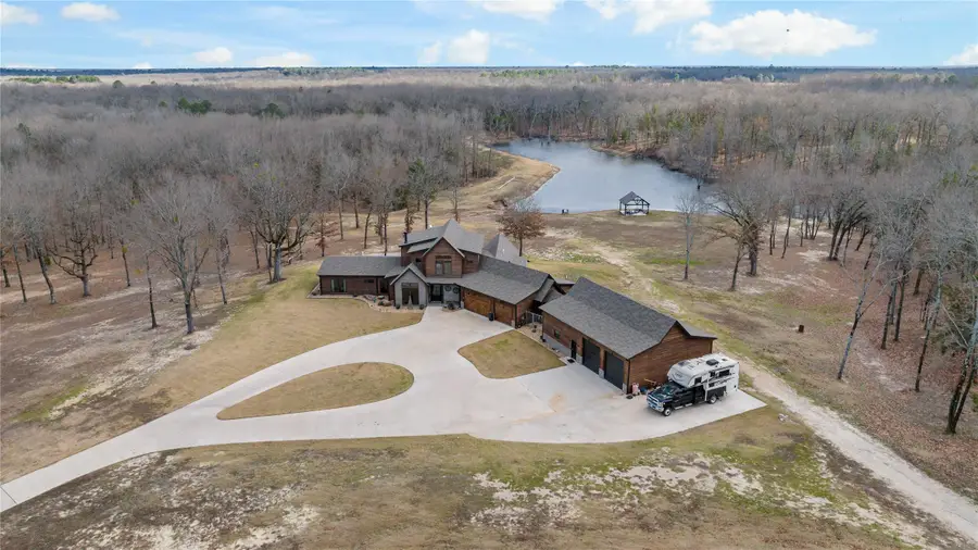 8009 Farm Road 910, Bogata, TX 75417 - #2