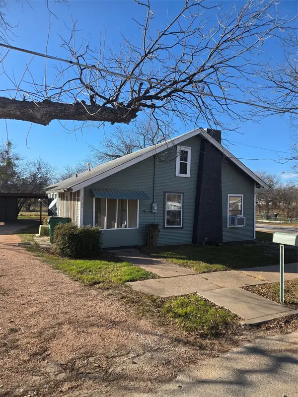 1200 Llano Street, Coleman, TX 76834