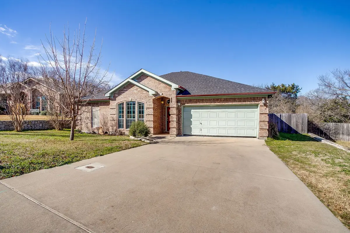 2226 Creek Side Drive, Weatherford, TX 76087 - Image #1