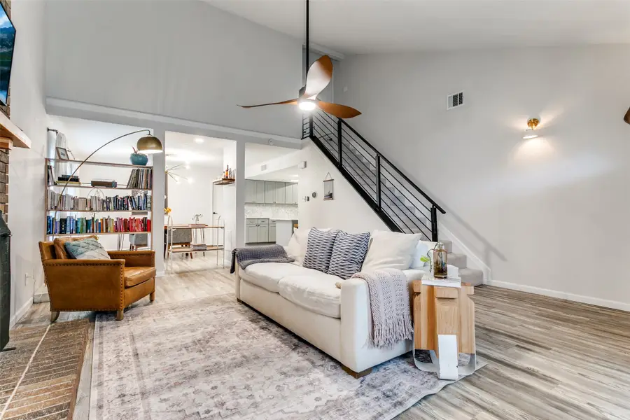 1225 Sleepy Hollow Court, Grapevine, TX 76051 - Image #2