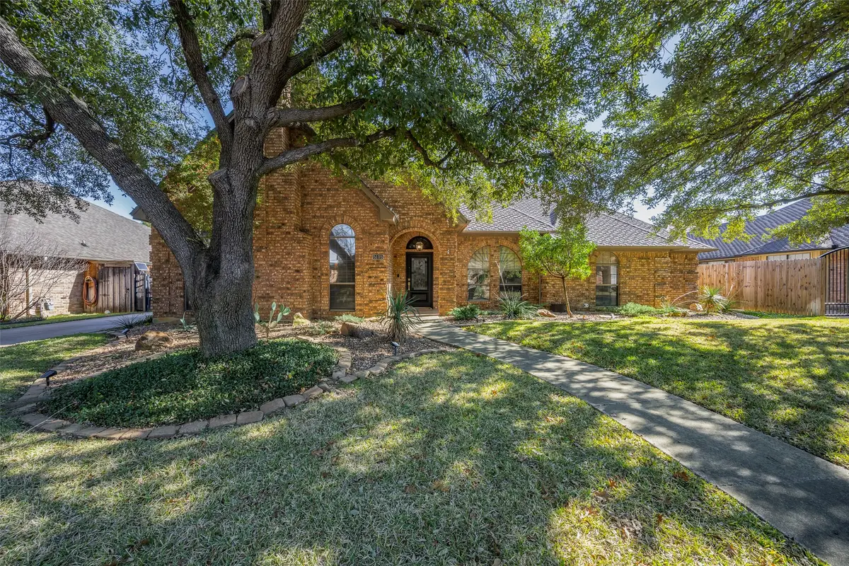5105 Chad Drive, Arlington, TX 76017 - Image #1