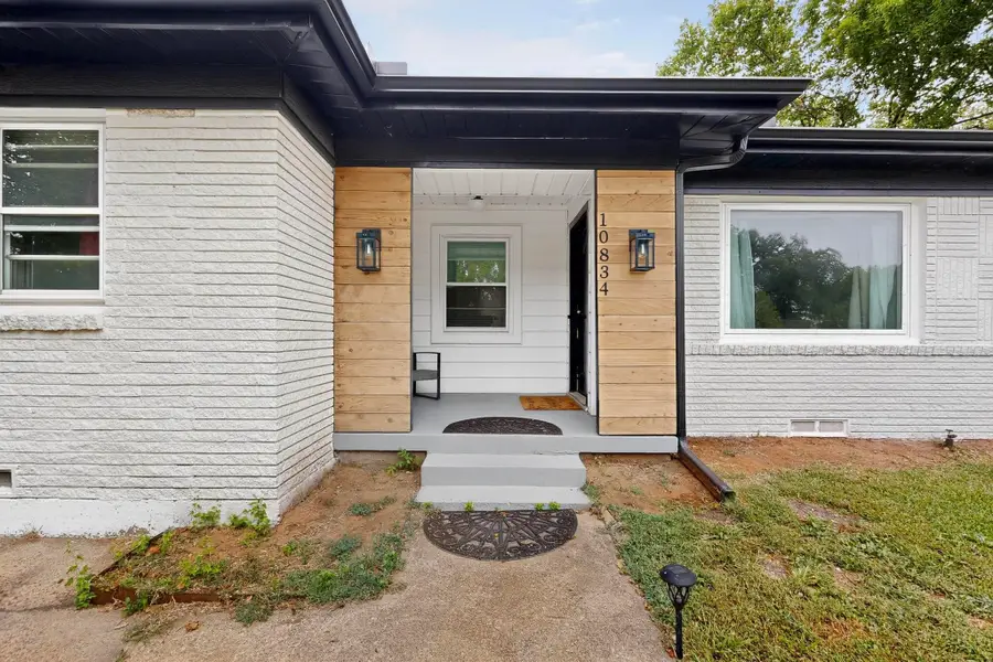 10834 Cassandra Way, Dallas, TX 75228 - Image #2