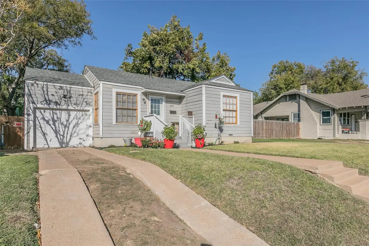 809 E Mulkey Street, Fort Worth, TX 76104 - #1