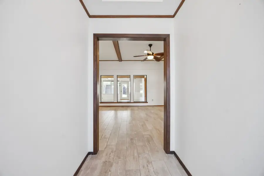 902 Windsong Trail, Richardson, TX 75081 - Image #3