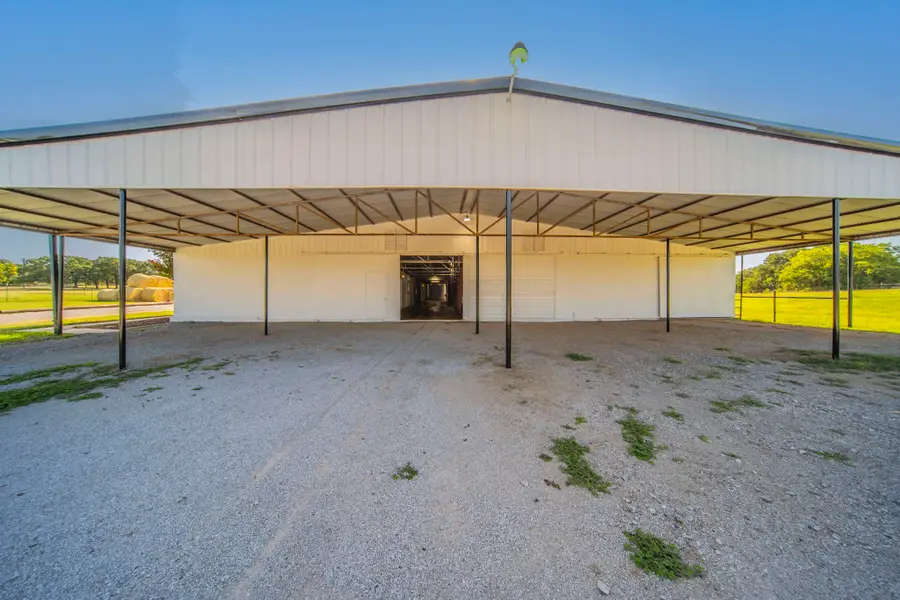 127 County Rd 3051, Decatur, TX 76234 - Image #3