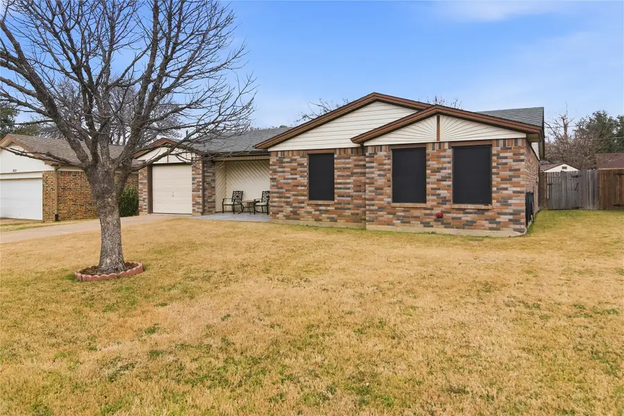 605 Plainview Drive, Mansfield, TX 76063 - Image #3
