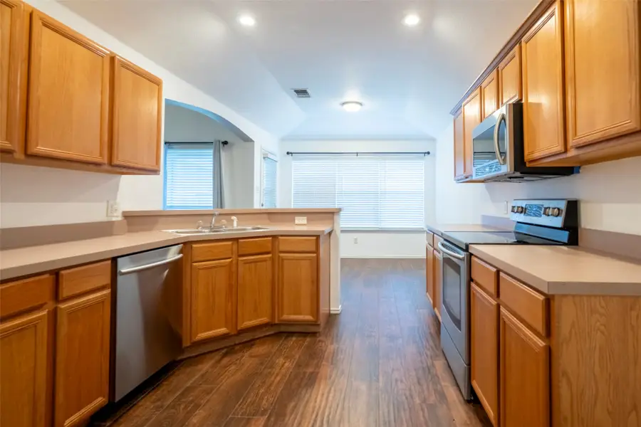 908 Chestnut Avenue, Burleson, TX 76028 - #2