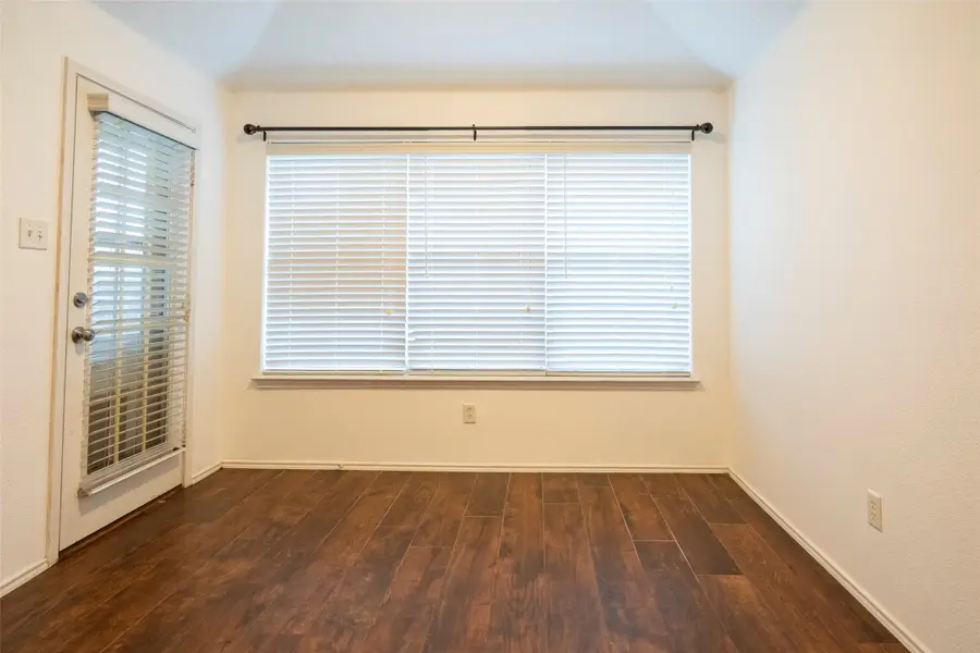 908 Chestnut Avenue, Burleson, TX 76028 - #3