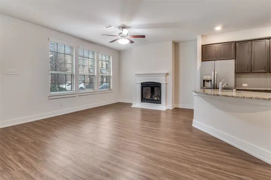 2423 Siskiyou Street, Lewisville, TX 75056 - Image #3