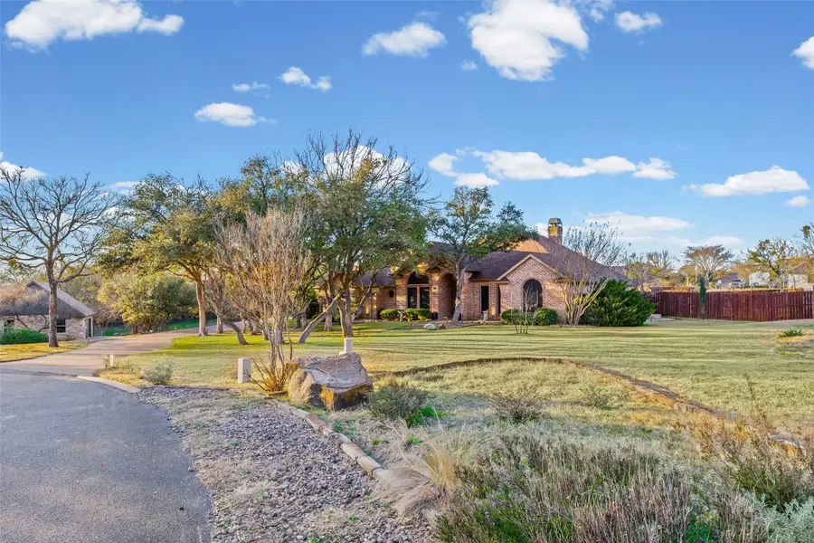 106 Manor Court N, Willow Park, TX 76087 - #3