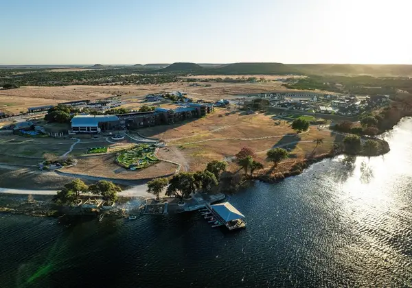 305 Emma Jean Trail, Iredell, TX 76649