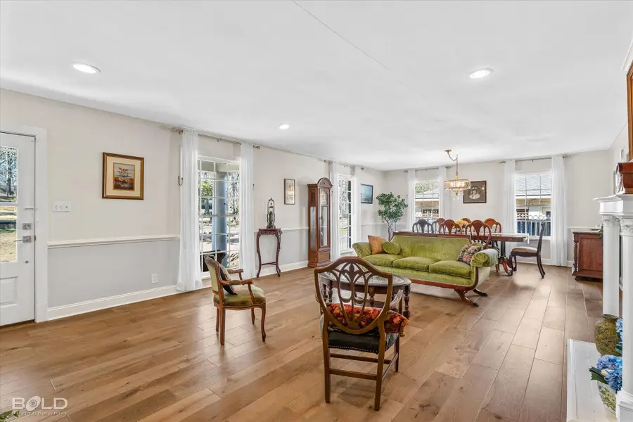 6225 Creswell Avenue, Shreveport, LA 71106 - #3