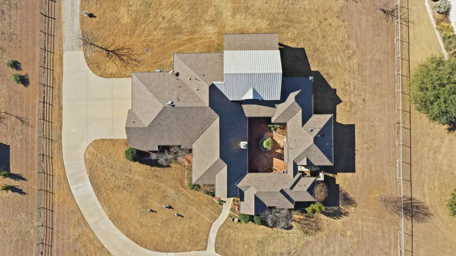 3506 Hopper Court, Granbury, TX 76048 - Image #2