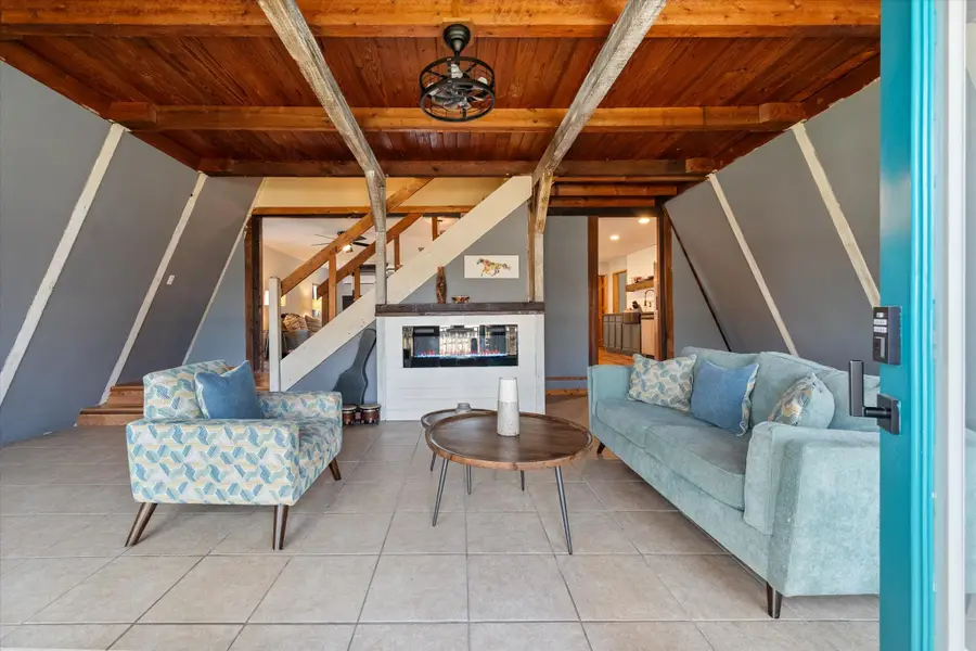 613 Mustang Trail, Granbury, TX 76049 - #3