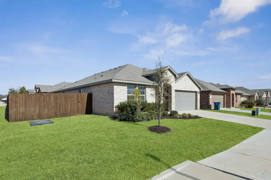 1148 Loomis Trail, Justin, TX 76247 - Image #2
