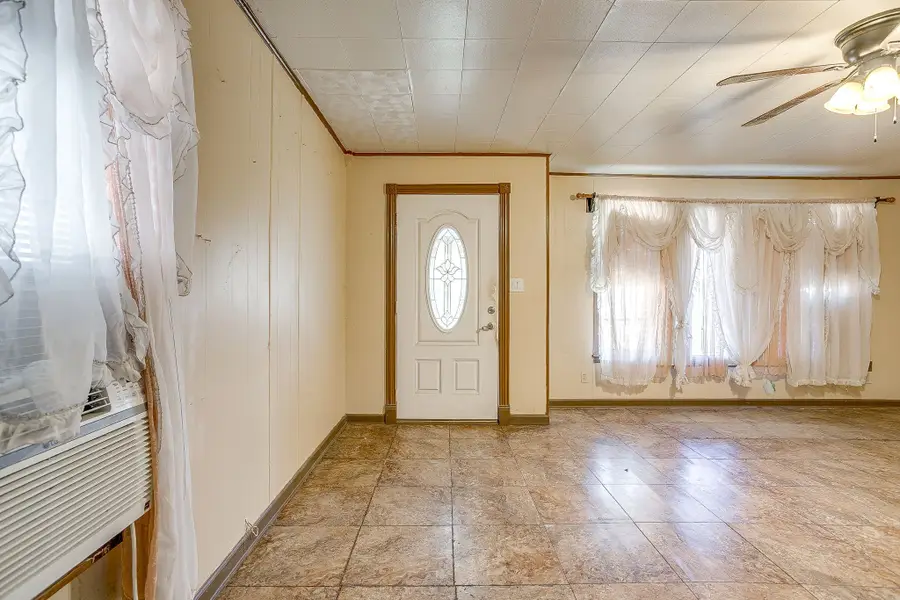 2720 Gordon Avenue, Fort Worth, TX 76110 - #3