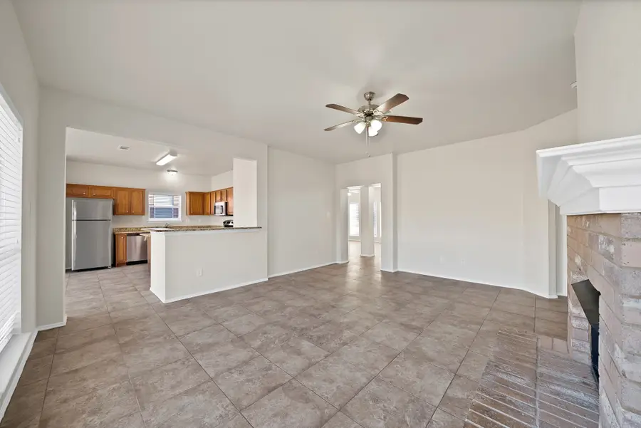 811 Parkside Drive, Cedar Hill, TX 75104 - Image #3