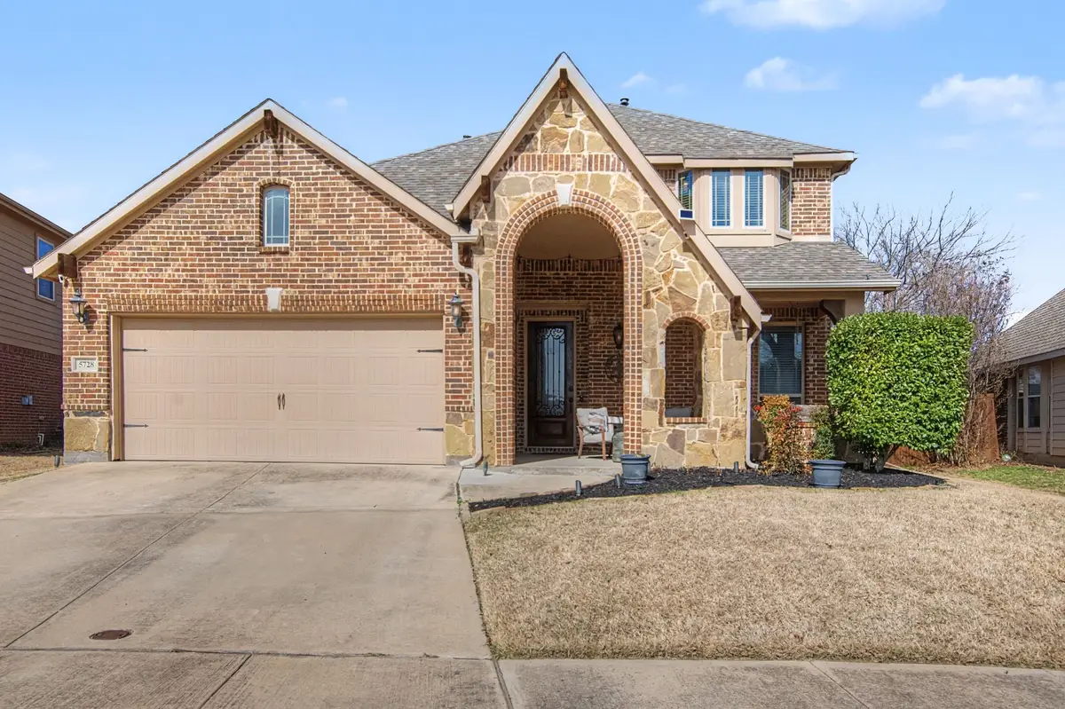 5728 Brookside Drive, Justin Roanoke, TX 76226 - #1