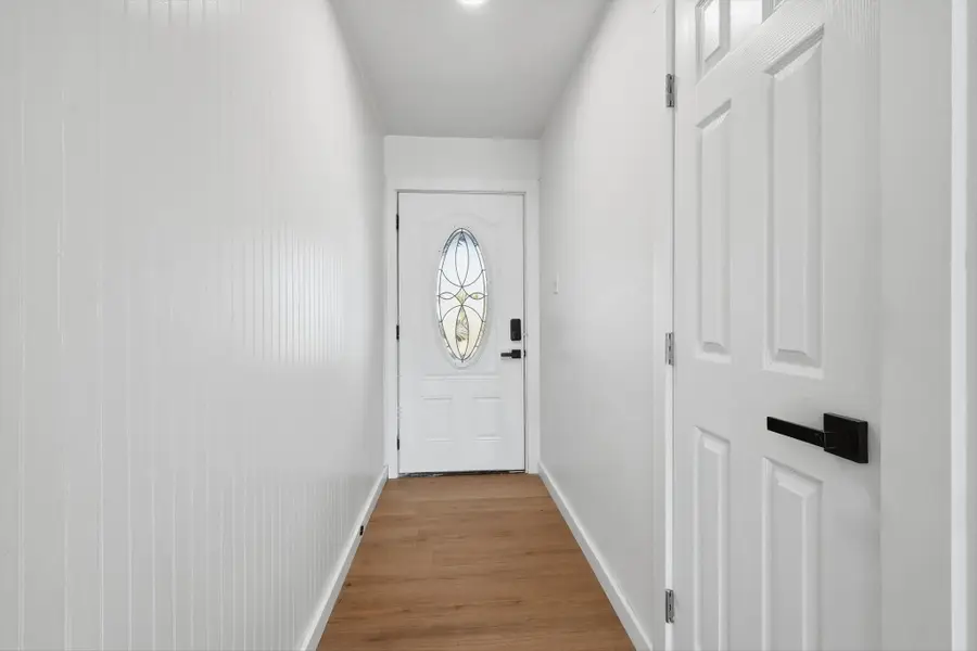 1404 Storm Court E, Bedford, TX 76022 - Image #3