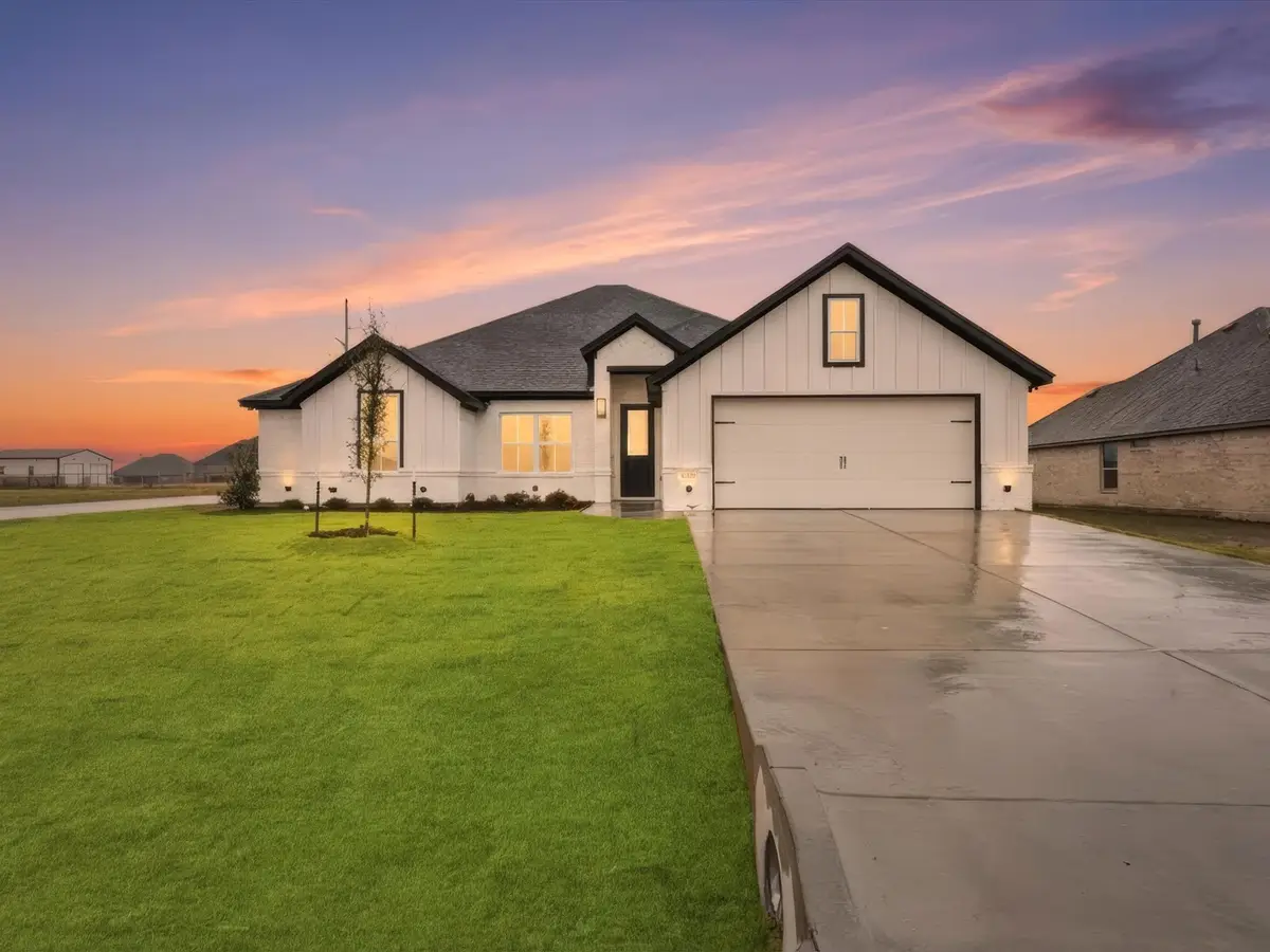 11601 Caracal Drive, Godley, TX 76044 - Image #1