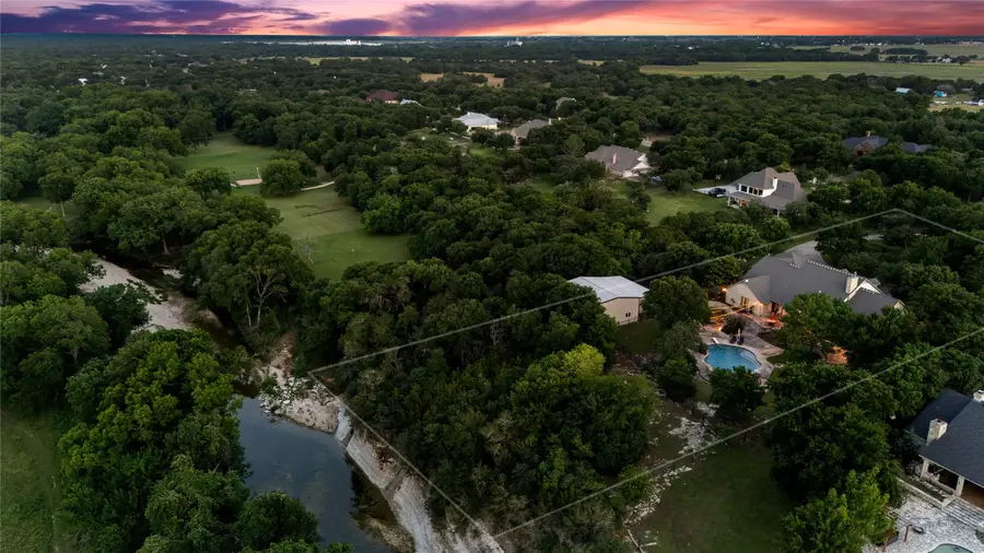 840 Winding Trail, Crawford, TX 76638 - #3