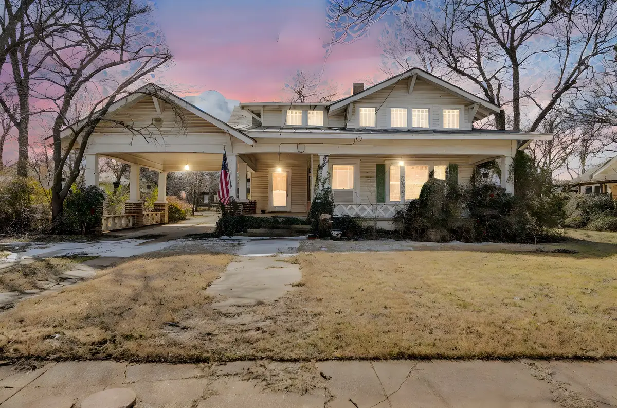 920 E Franklin Street, Hillsboro, TX 76645 - #1