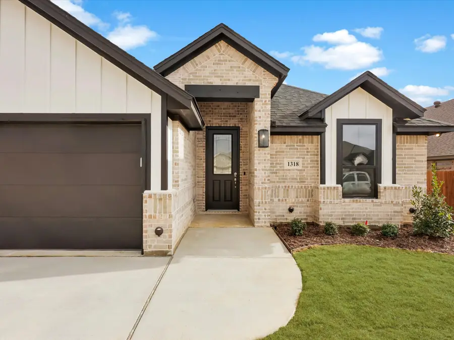 1318 Oleander Drive, Tolar, TX 76476 - #3