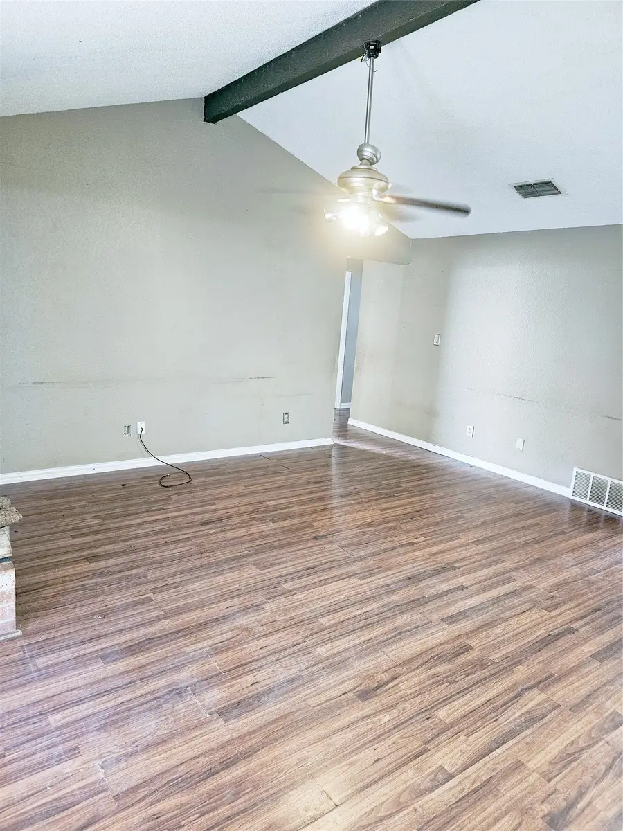 6021 Marigold Drive, Watauga, TX 76148 - Image #3