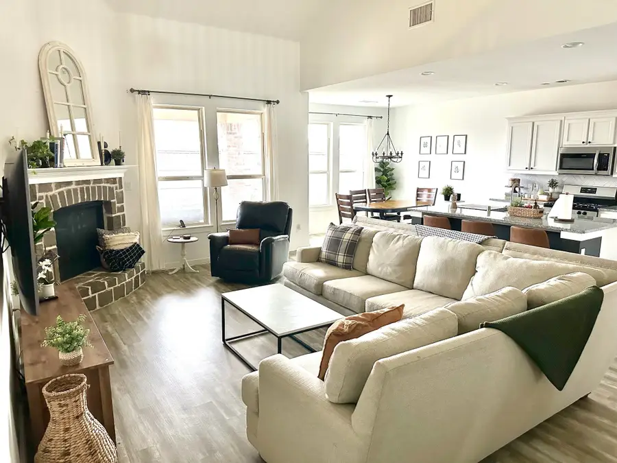 416 Badlands Trail, Celina, TX 75009 - Image #2