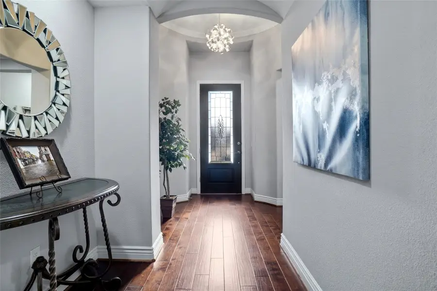 8700 Crestview Drive, Denton, TX 76207 - Image #2