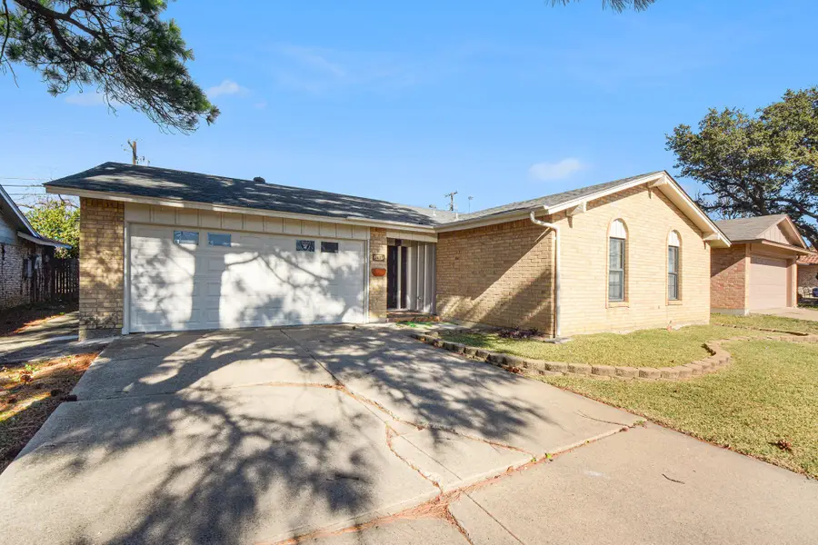 3417 Cavalier Court, Irving, TX 75062 - Image #3