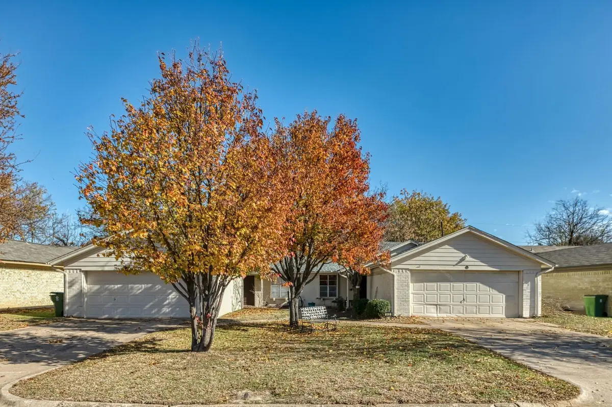 540 Billie Ruth Lane, Hurst, TX 76053 - Image #1