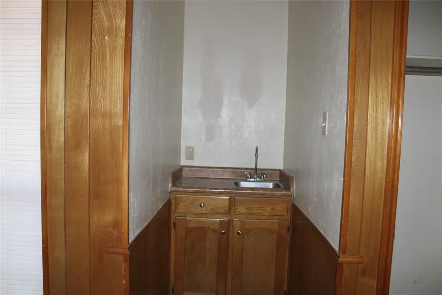 613 Renfro Street, Burleson, TX 76028 - #3