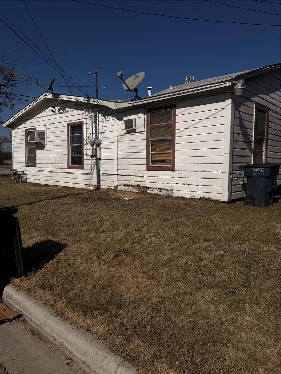 2819 Village Creek Road, Fort Worth, TX 76105 - #3