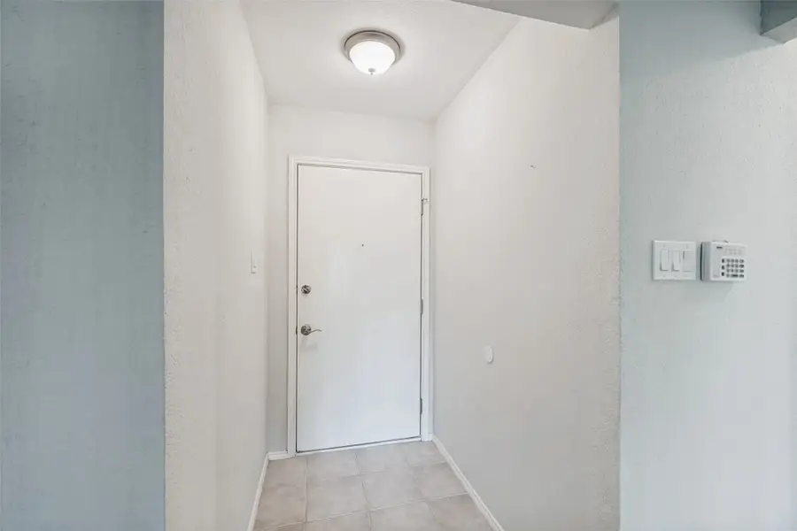 6008 Brentcove Drive, Arlington, TX 76001 - #3