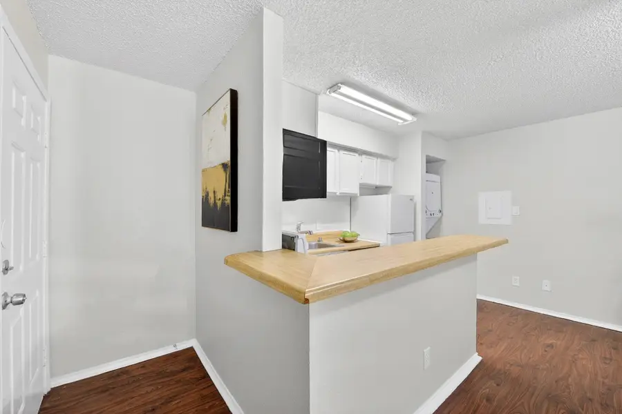9825 Walnut Street #306, Dallas, TX 75243 - Image #3