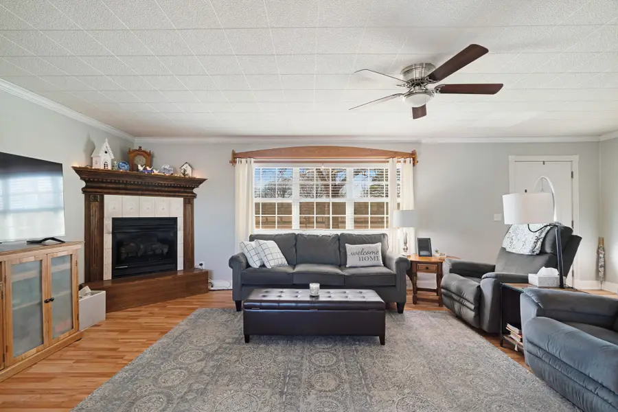 8413 Farm Road 195, Bagwell, TX 75412 - #3