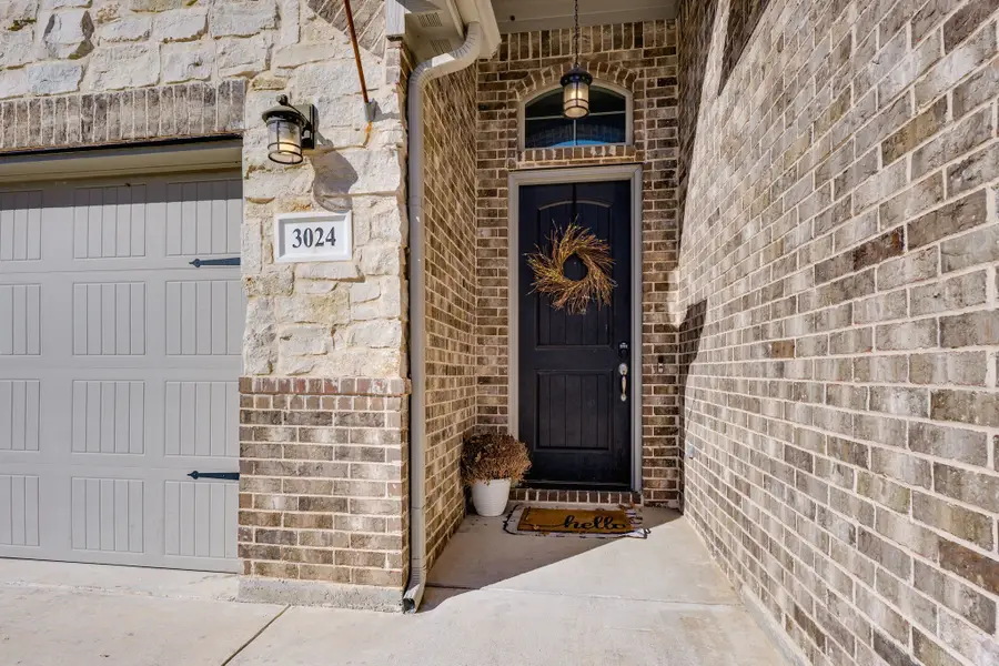3024 Treasure View Drive, Decatur, TX 76234 - Image #3