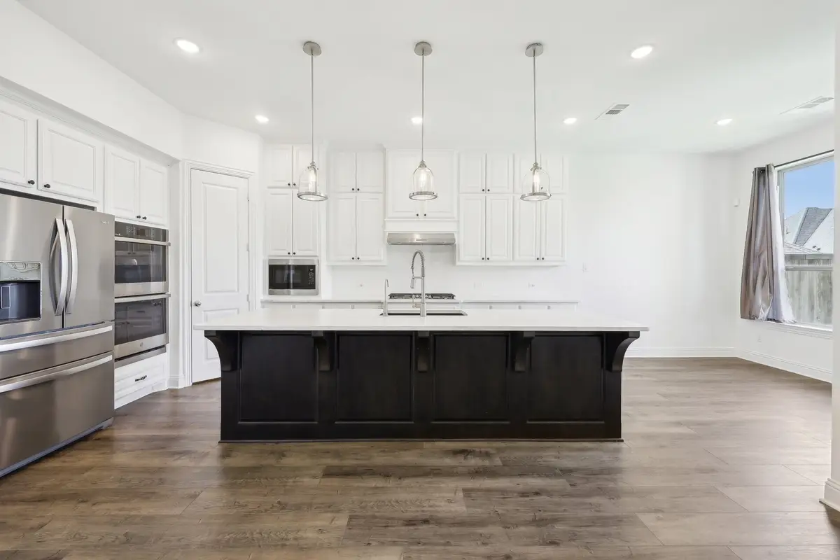 4101 Hawthorn Drive, Aubrey, TX 76227 - Image #1