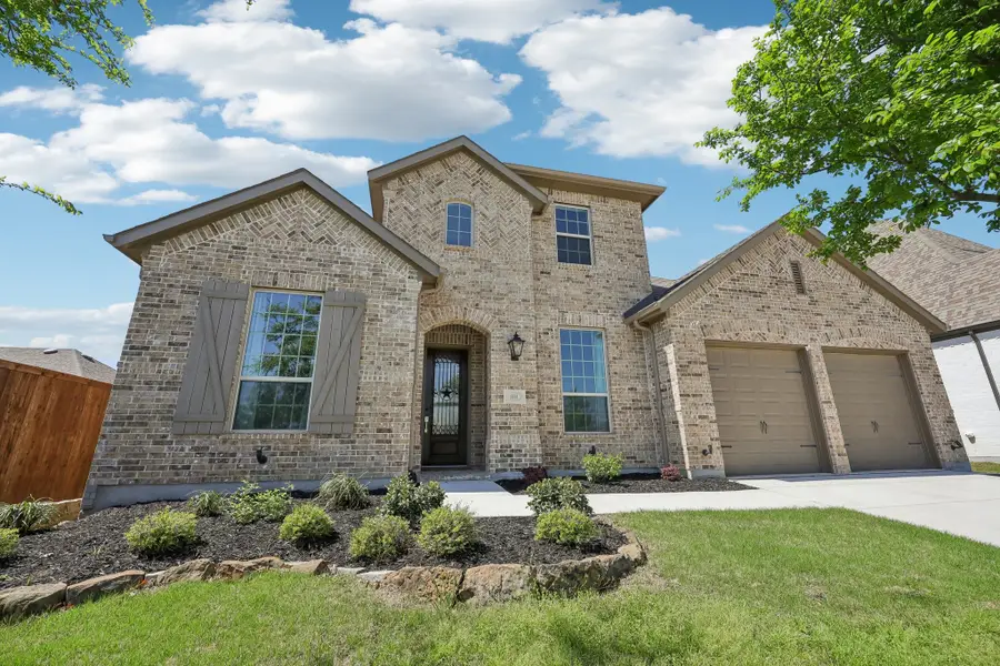 4101 Hawthorn Drive, Aubrey, TX 76227 - Image #2