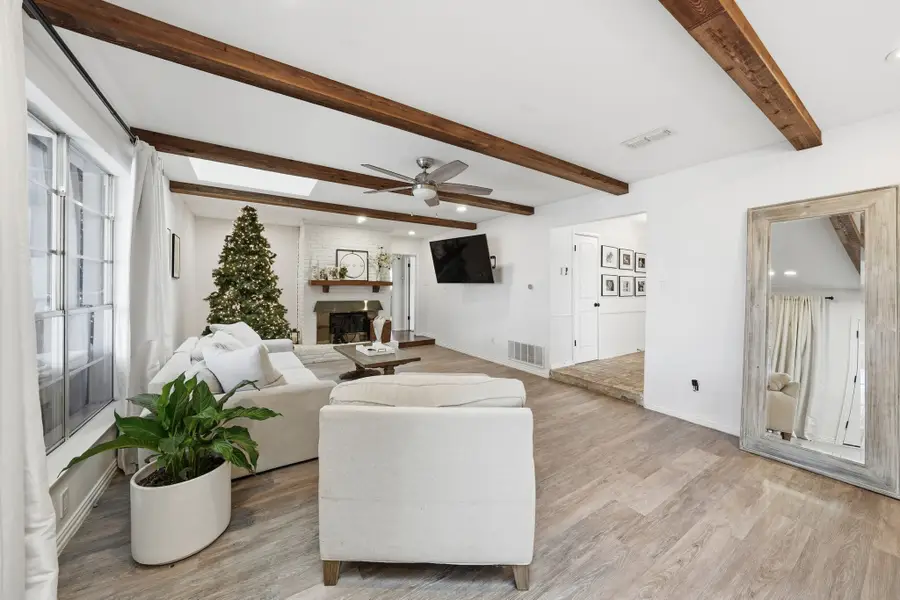 1605 Northlake Court, Arlington, TX 76012 - Image #3