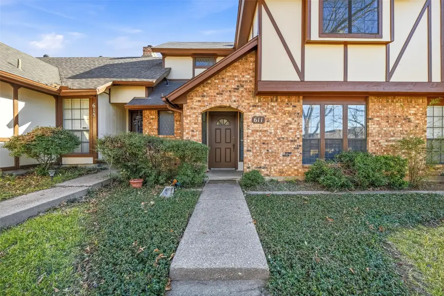 611 Windgate Court, Arlington, TX 76012 - Image #2