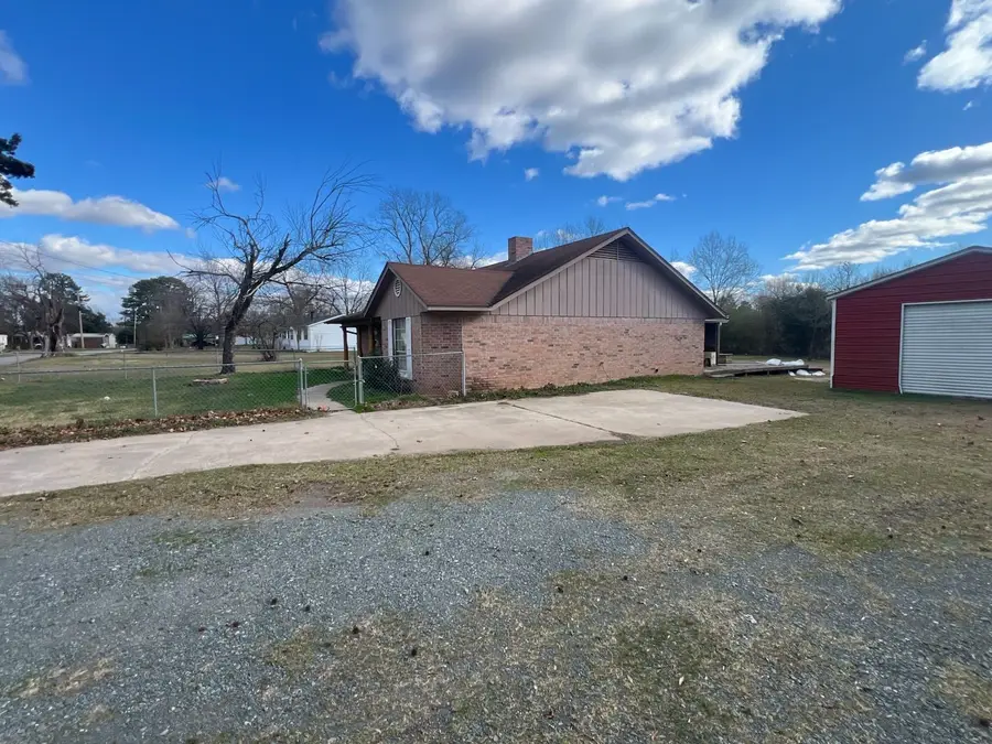 311 Ruff Street, New Boston, TX 75570 - #2