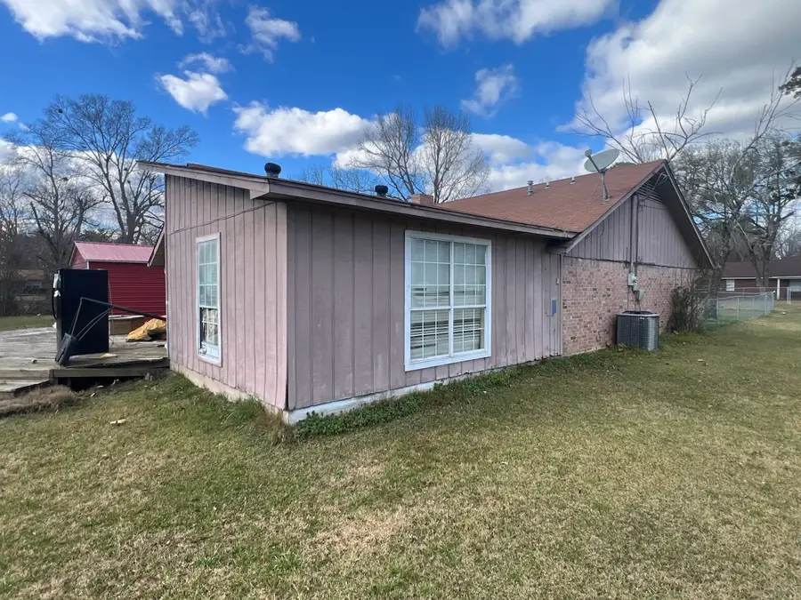 311 Ruff Street, New Boston, TX 75570 - #3