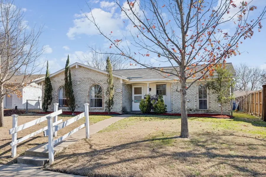 726 Waikiki Drive, Garland, TX 75043 - Image #2