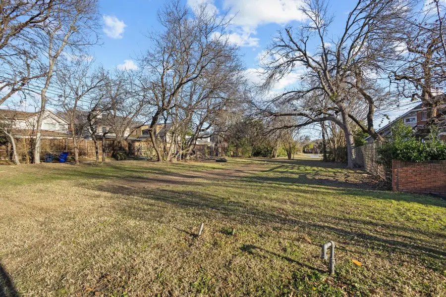 8058 Eagle Trail, Dallas, TX 75238 - Image #3