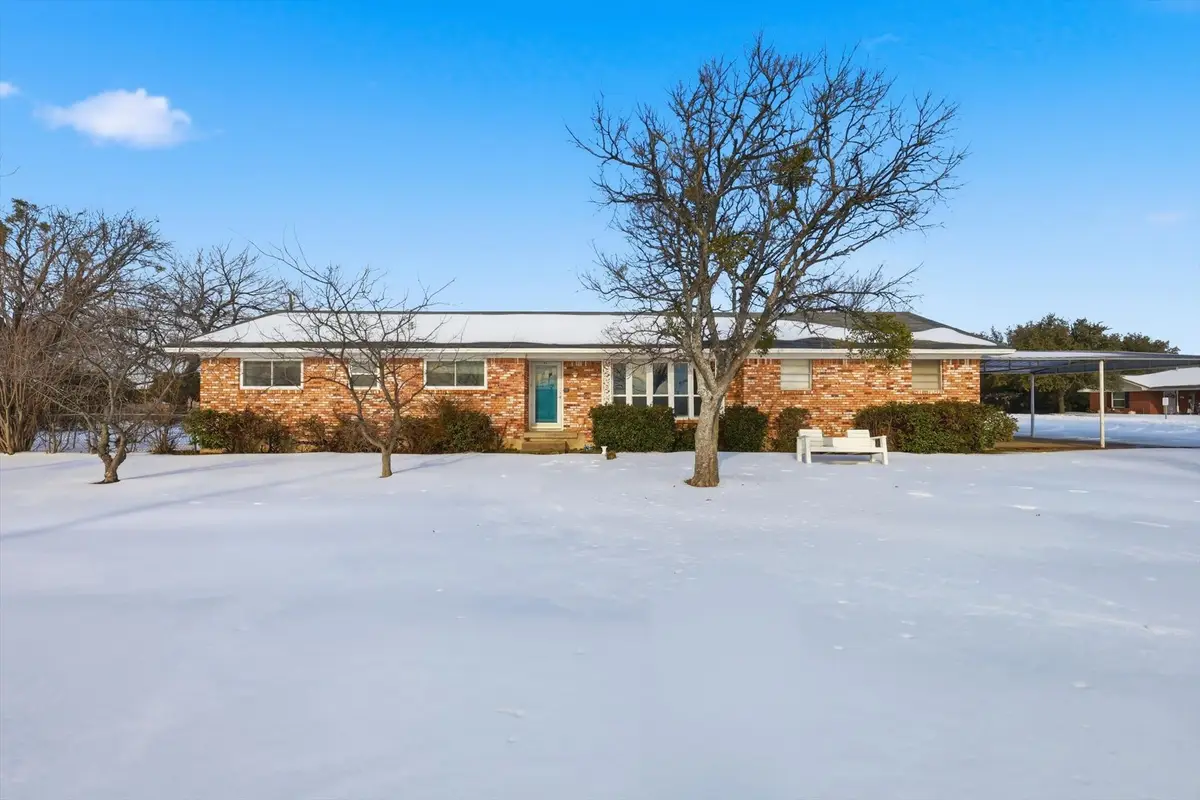 107 N 7th Street, Krum, TX 76249 - Image #1