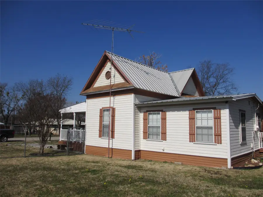 608 Colorado Street, Whitney, TX 76692 - #3